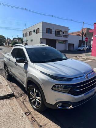 FIAT TORO 2.0 16V TURBO DIESEL VOLCANO 4WD AT9